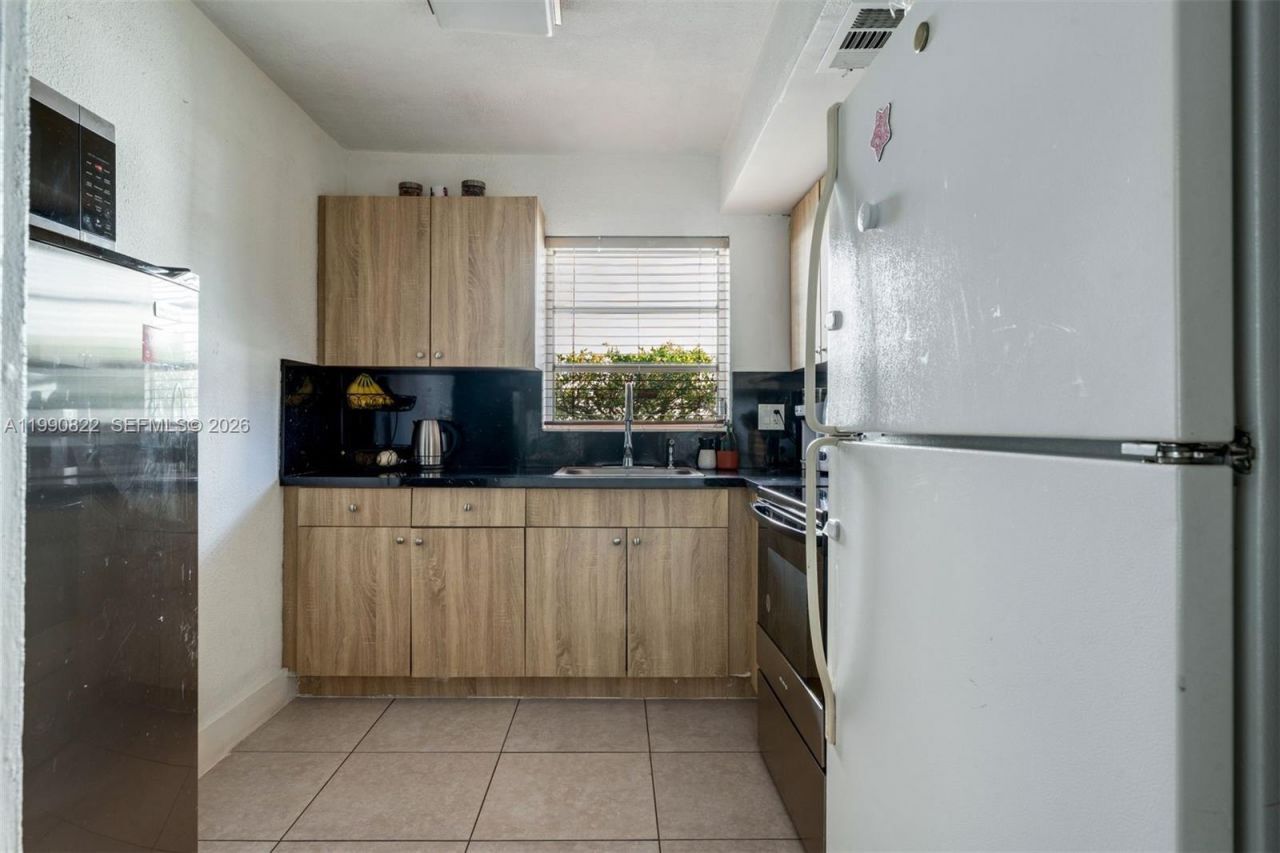 7670 SW 82nd St , Unit H117, Miami, FL 33143 Photo