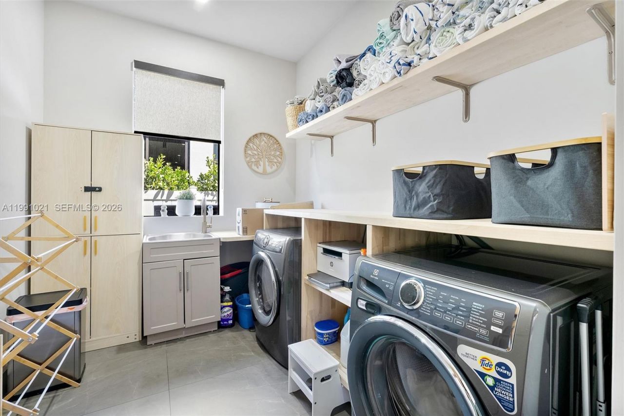 2215 NE 19th St , Fort Lauderdale, FL 33305 Photo