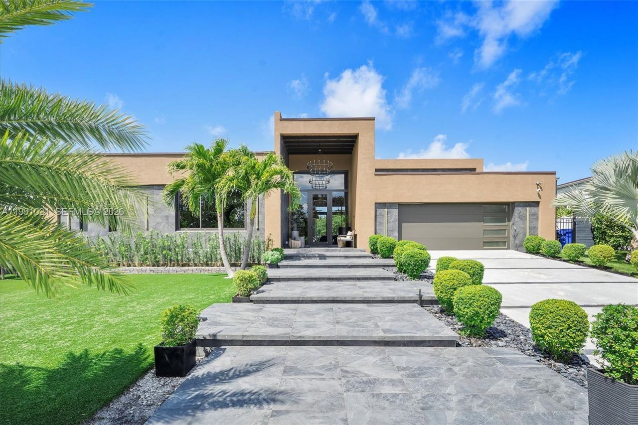 2215 NE 19th St , Fort Lauderdale, FL 33305 Photo