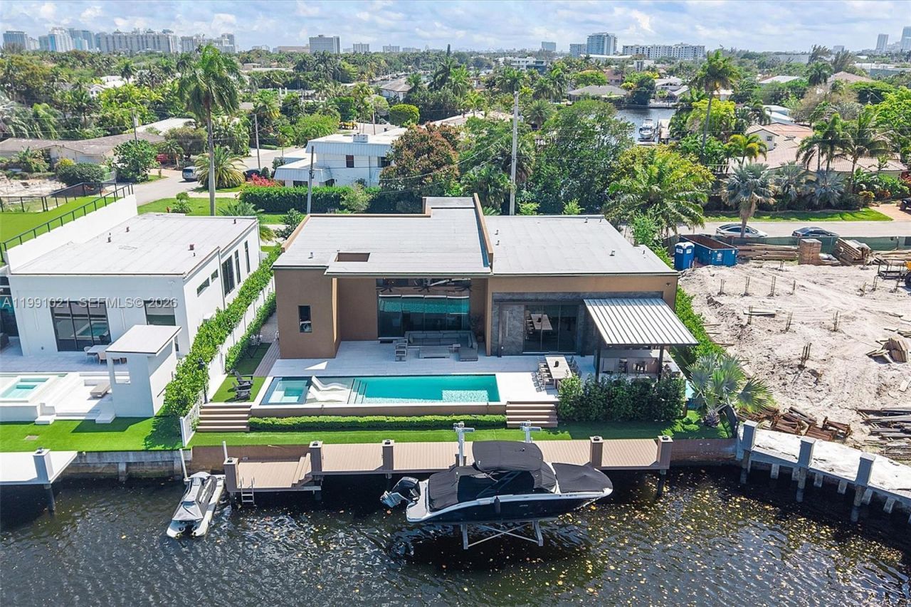 2215 NE 19th St , Fort Lauderdale, FL 33305 Photo