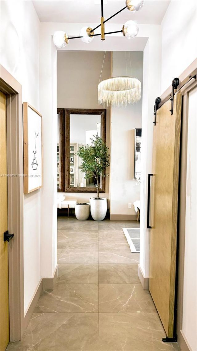 2215 NE 19th St , Fort Lauderdale, FL 33305 Photo