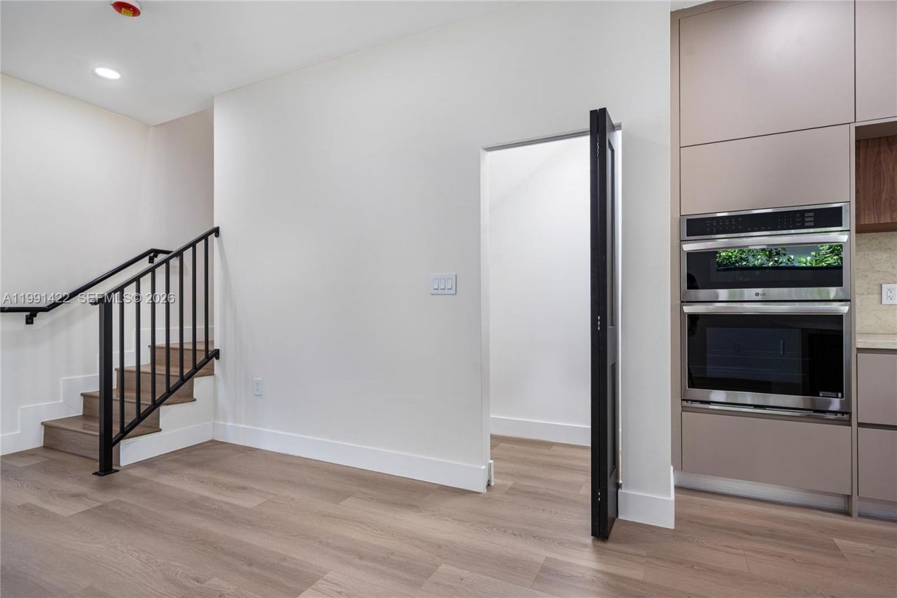 283 NW 52 St , Unit 283, Miami, FL 33127 Photo