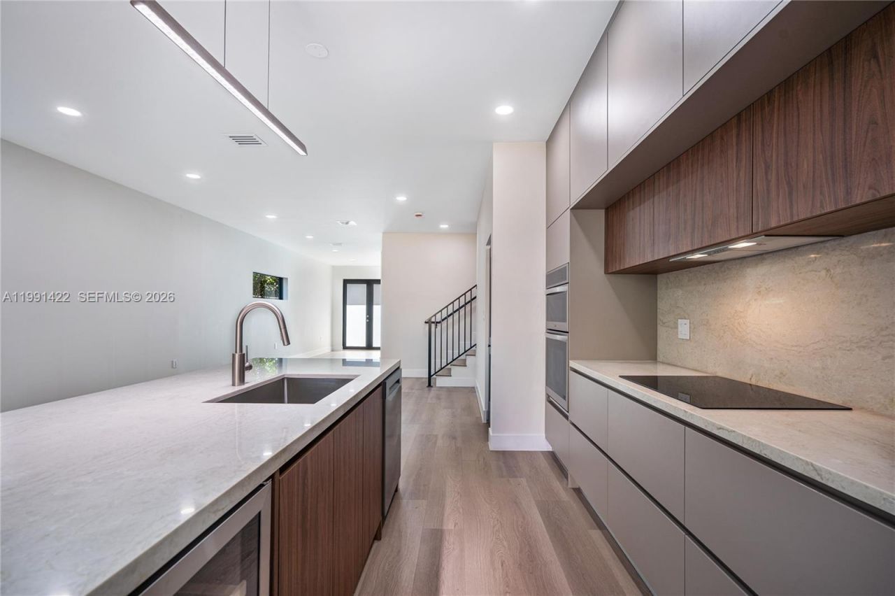 283 NW 52 St , Unit 283, Miami, FL 33127 Photo