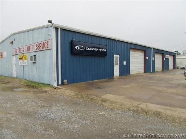 801 N 1st Street , McAlester, OK 74501