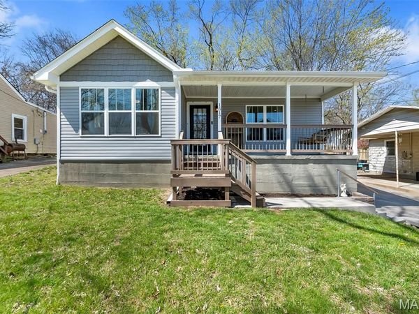 1517 N West End Boulevard , Cape Girardeau, MO 63701