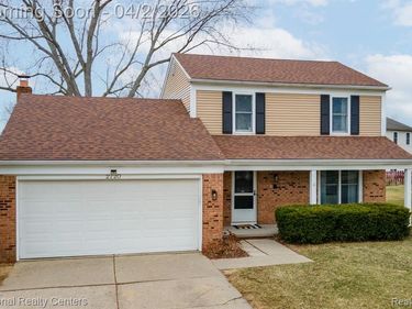 2720 Leewood Circle, Orion Twp, MI 48360