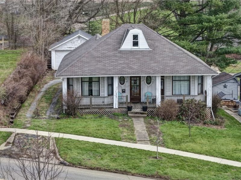 439 S Clay Street, Millersburg, OH 44654 Photo 1