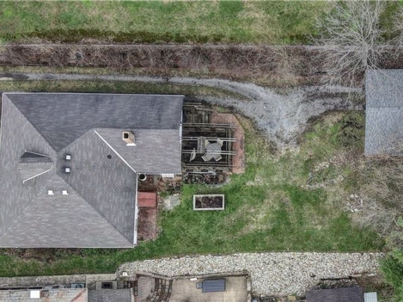 439 S Clay Street, Millersburg, OH 44654 Photo 30