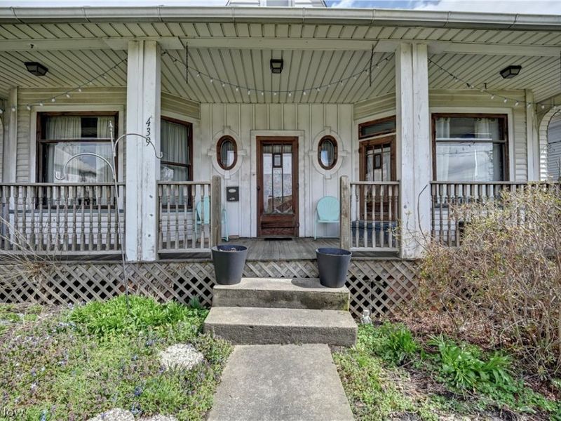 439 S Clay Street, Millersburg, OH 44654 Photo 5