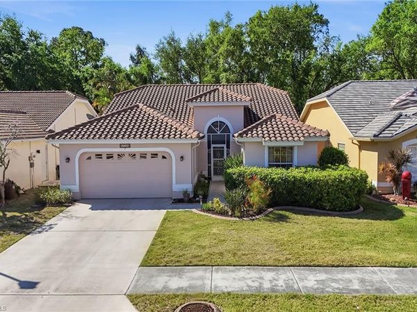 8128 Breton CIR, FORT MYERS, FL 33912