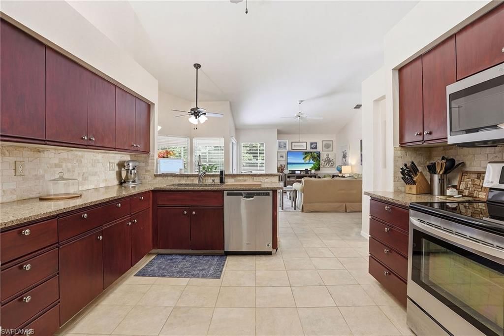 8128 Breton Cir, Fort Myers, FL 33912 Photo