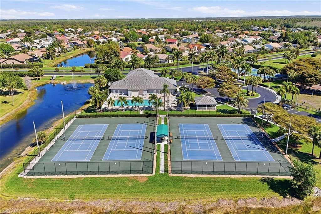 8128 Breton Cir, Fort Myers, FL 33912 Photo