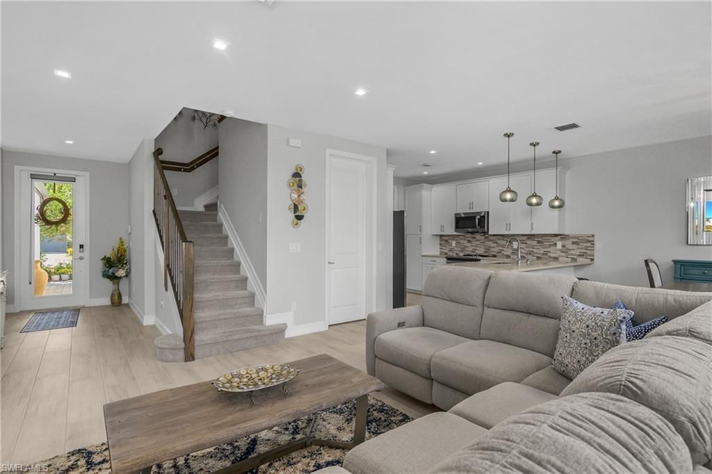 7588 Morgan Way , Naples, FL 34119 Photo