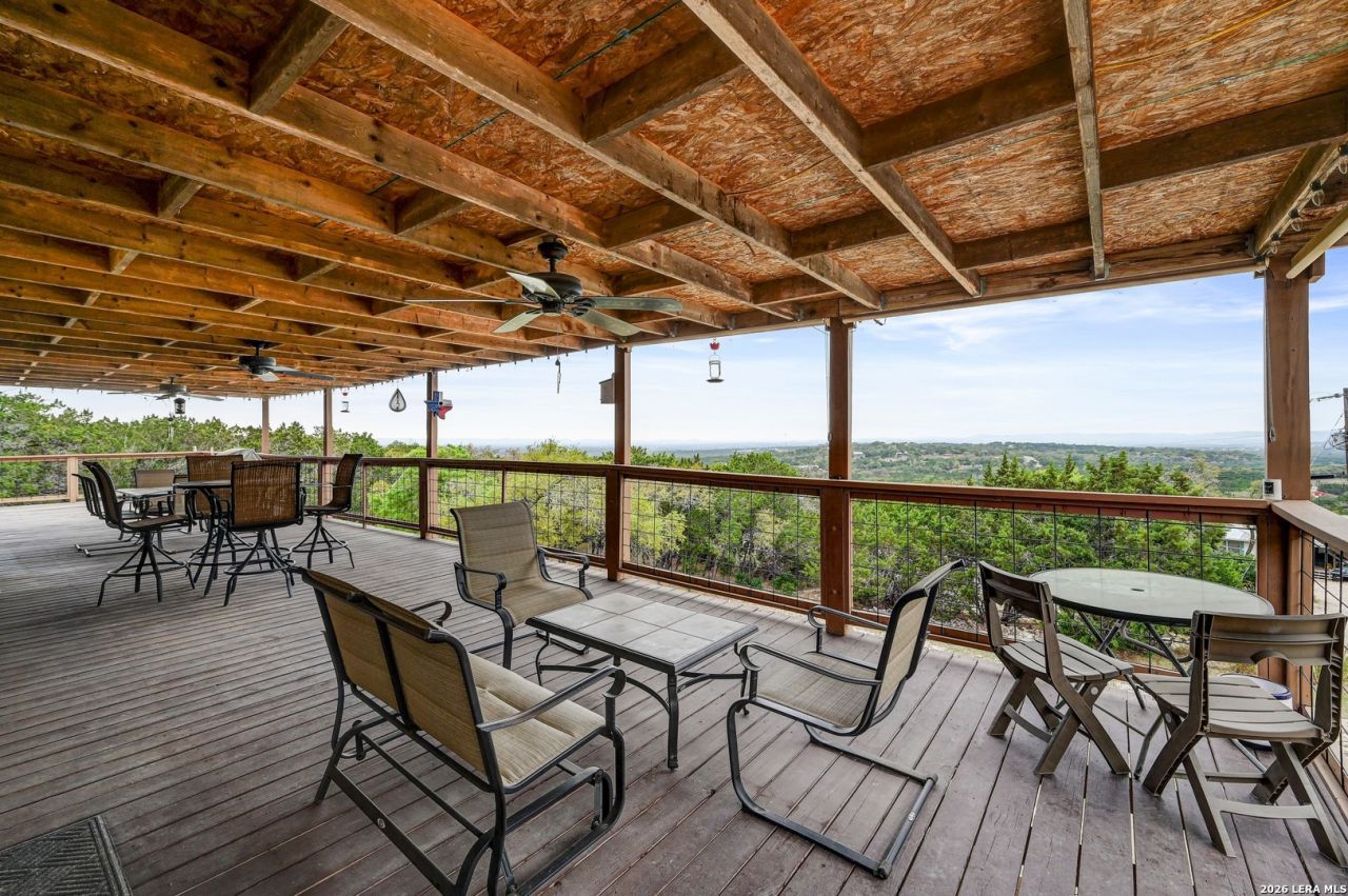 318 S Polly Peak, Bandera, TX 78003 Main Photo