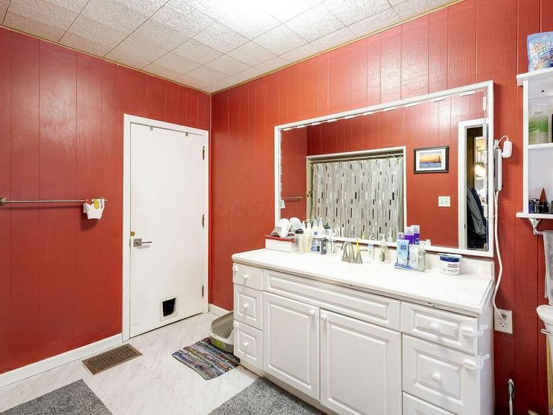 614 W Gambier Street, Mount Vernon, OH 43050 Photo 16