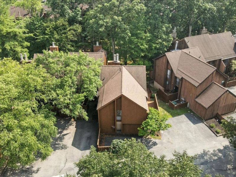 4981 Smoketalk Lane , Unit 4, Westerville, OH 43081 Photo 2