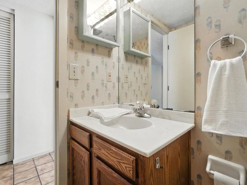 4981 Smoketalk Lane , Unit 4, Westerville, OH 43081 Photo 20