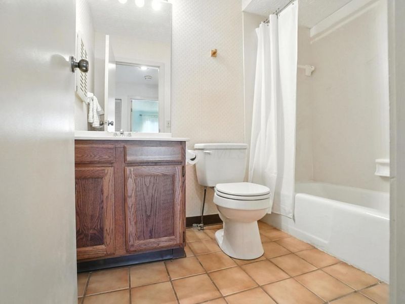 4981 Smoketalk Lane , Unit 4, Westerville, OH 43081 Photo 31