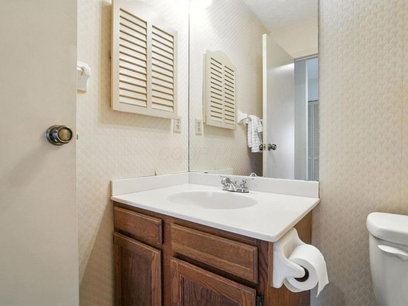 4981 Smoketalk Lane , Unit 4, Westerville, OH 43081 Photo 32