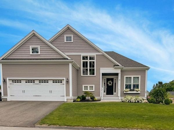46 Rockwood Lane, Unit 46, Upton, MA 01568