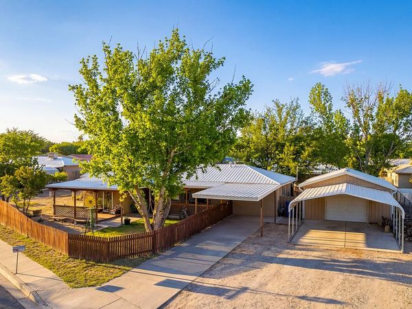 514 Valle Grande Drive SW, Los Lunas, NM 87031