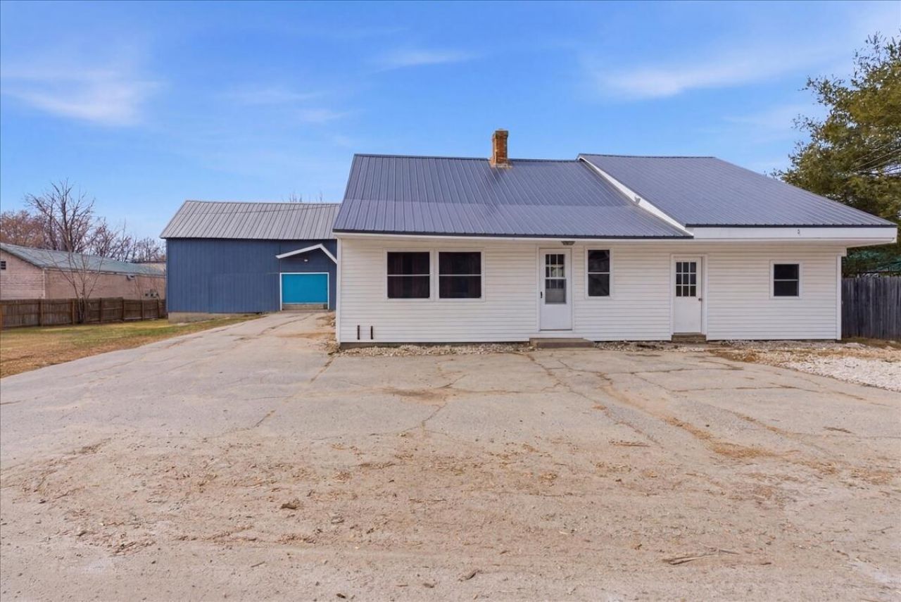 171 Park Street, Livermore Falls, ME 04254 Main Photo