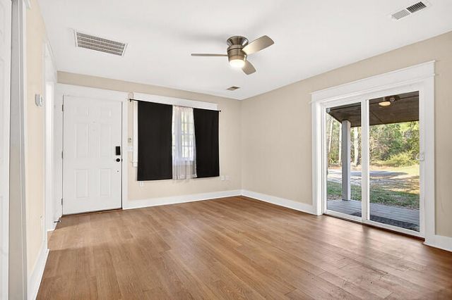 602 Chaplin Street Photo 12