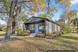 602 Chaplin Street photo 4