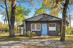 602 Chaplin Street photo 4