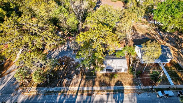 602 Chaplin Street Photo 23