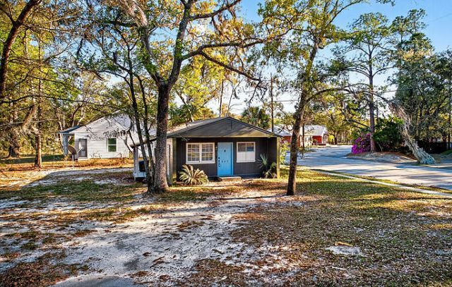 602 Chaplin Street Photo 24