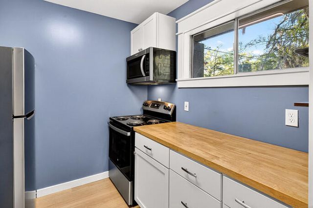 602 Chaplin Street Photo 4