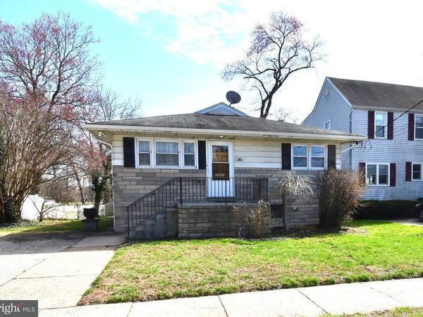 165 W FEDERAL STREET , BURLINGTON, NJ 08016