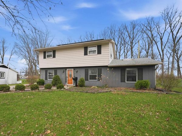 6116 Beaumont Drive, Fort Wayne, IN 46825