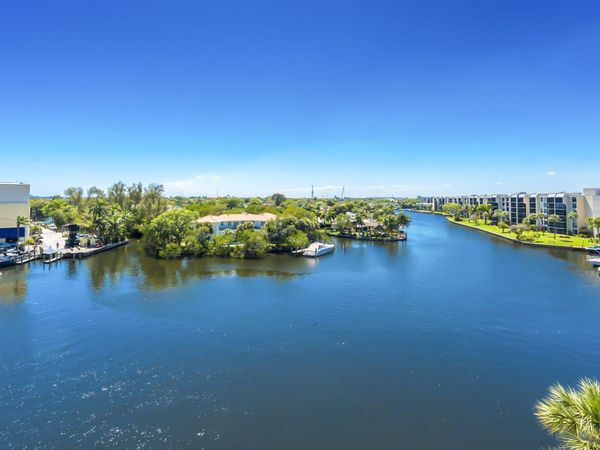 22 Royal Palm Way, Unit Ph606, Boca Raton, FL 33432