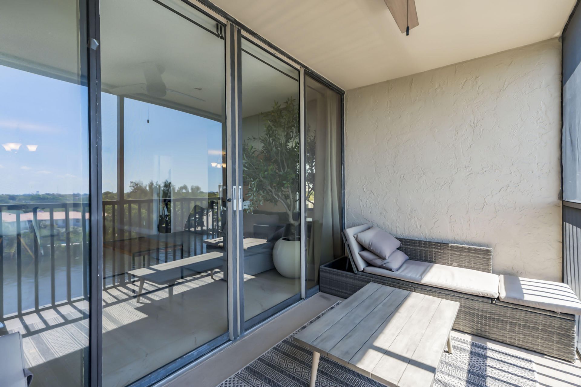 22 Royal Palm Way, Unit Ph606, Boca Raton, FL 33432 Photo