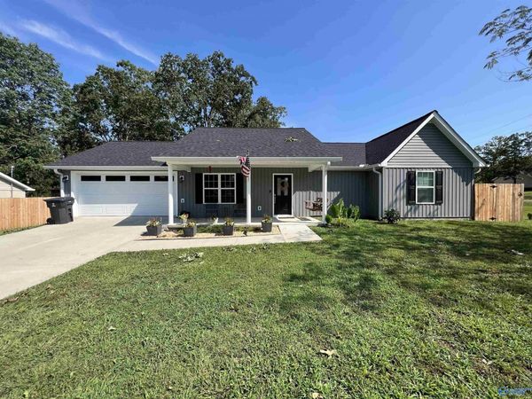 255 Henson Street, Centre, AL 35960