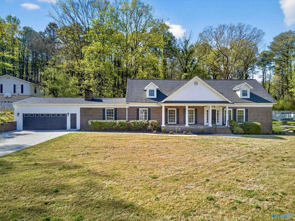 100 Norwood Drive, Rainbow City, AL 35906