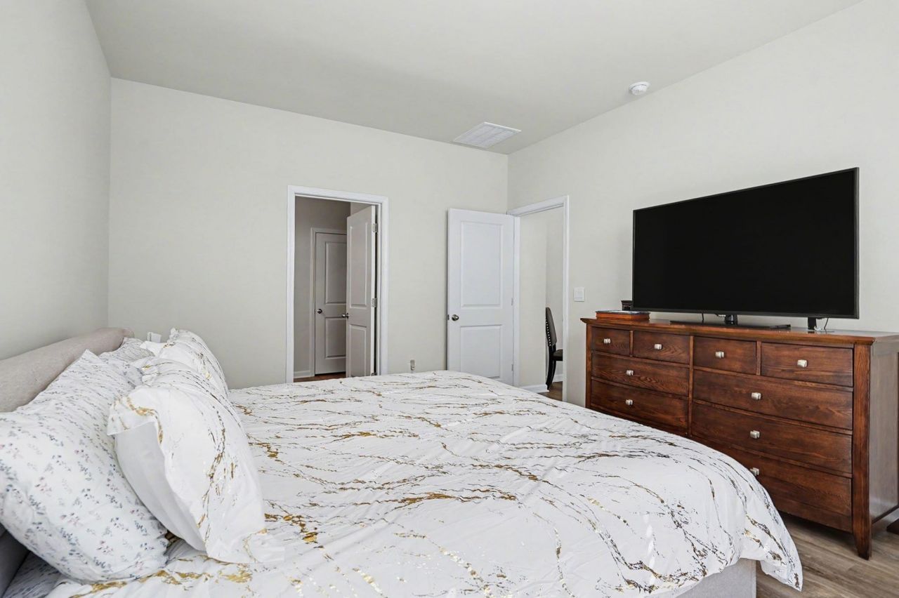 8093 Bear Claw Way Photo 12