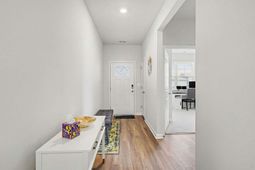 8093 Bear Claw Way photo 4