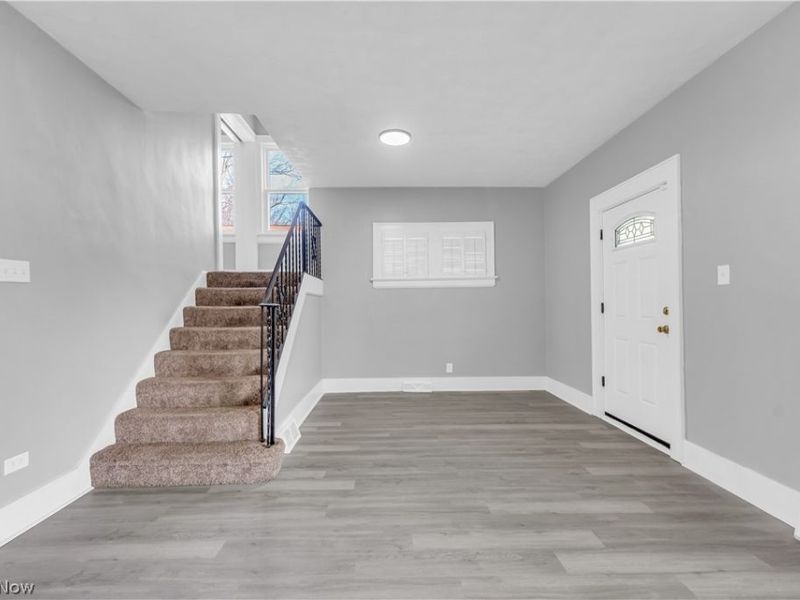 516 Whitney Avenue, Akron, OH 44306 Photo 5