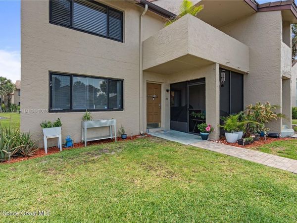 1145 N Shannon Avenue, Unit 39, Indialantic, FL 32903