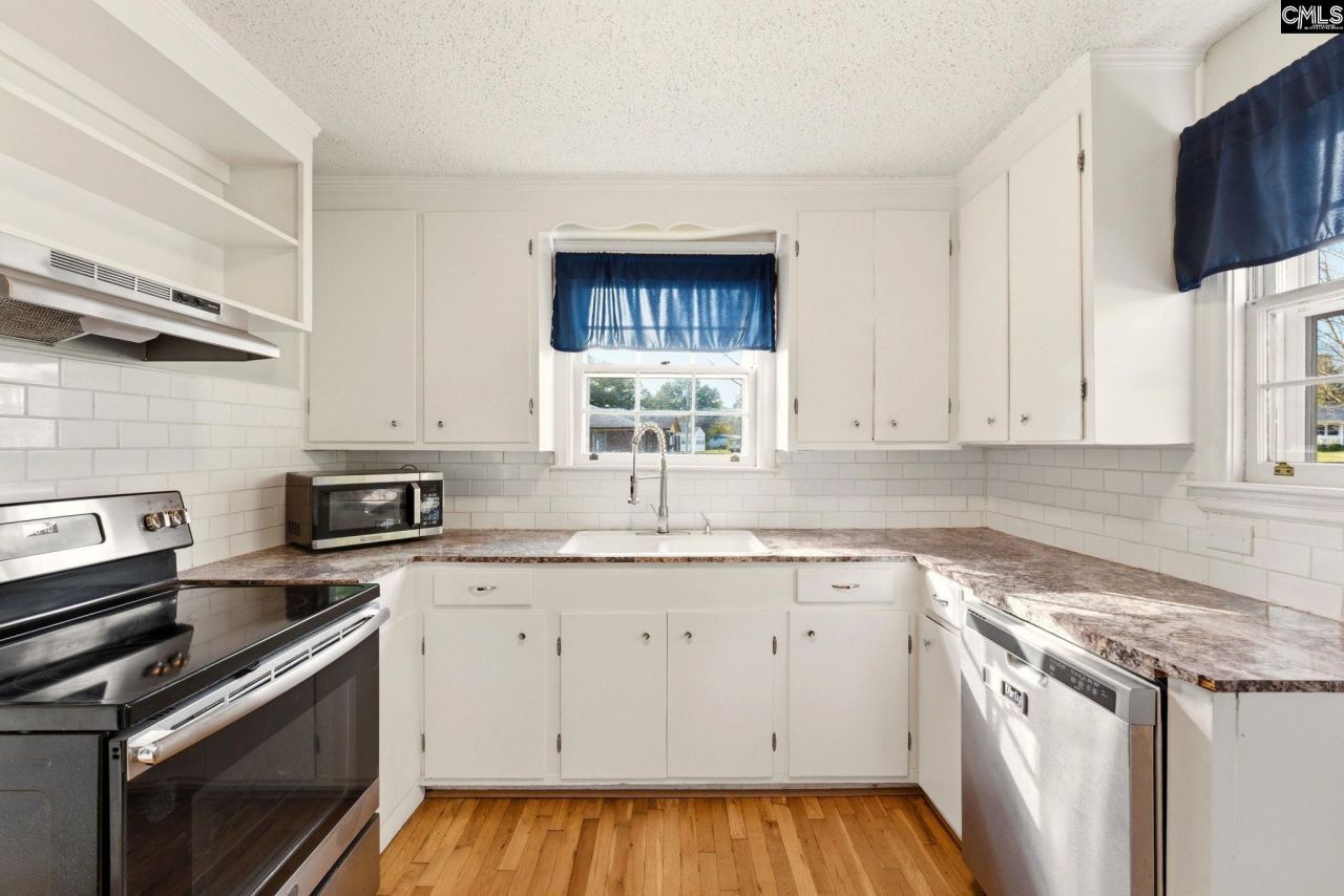 1708 Northland Drive  Photo 11