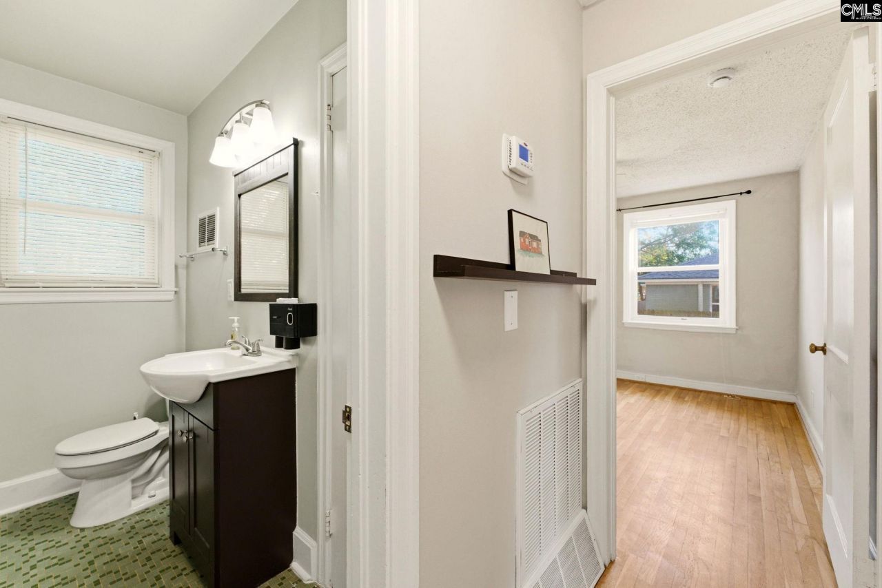 1708 Northland Drive  Photo 17