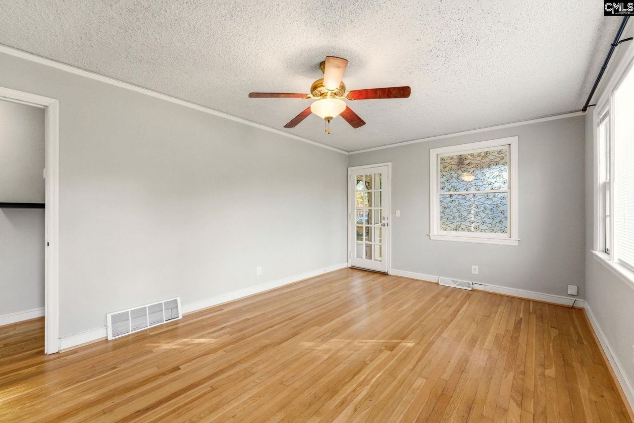 1708 Northland Drive  Photo 4