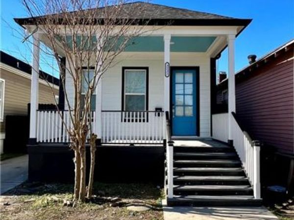 3232 CONTI Street , New Orleans, LA 70119