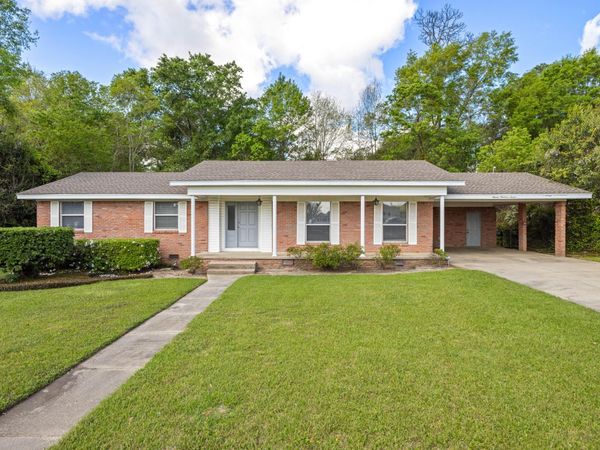 1107 Hicks St., Hattiesburg, MS 39401