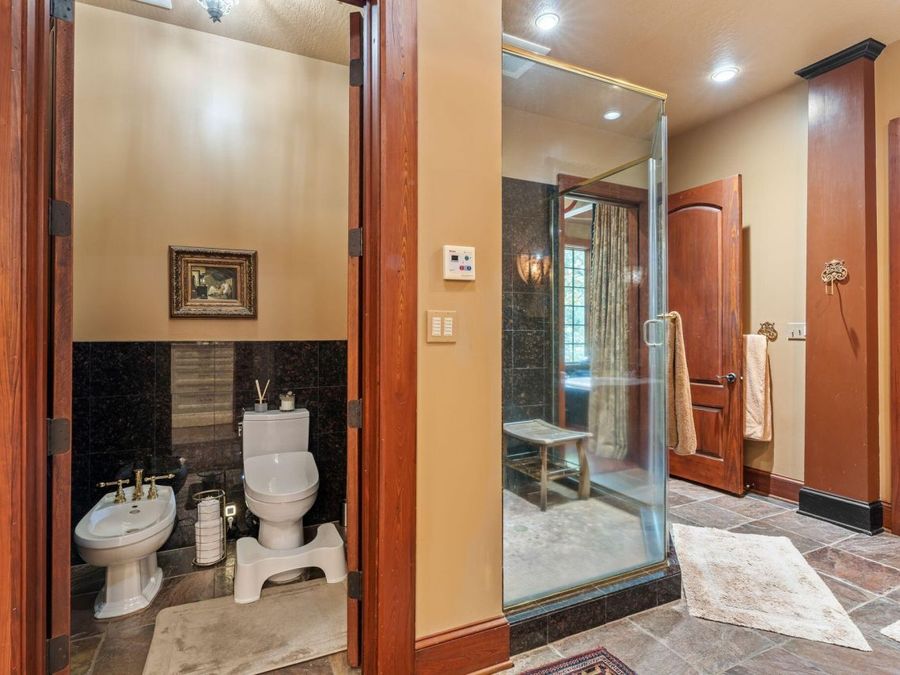 Property Image 79