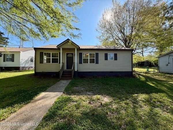 707 N West St., Mendenhall, MS 39114