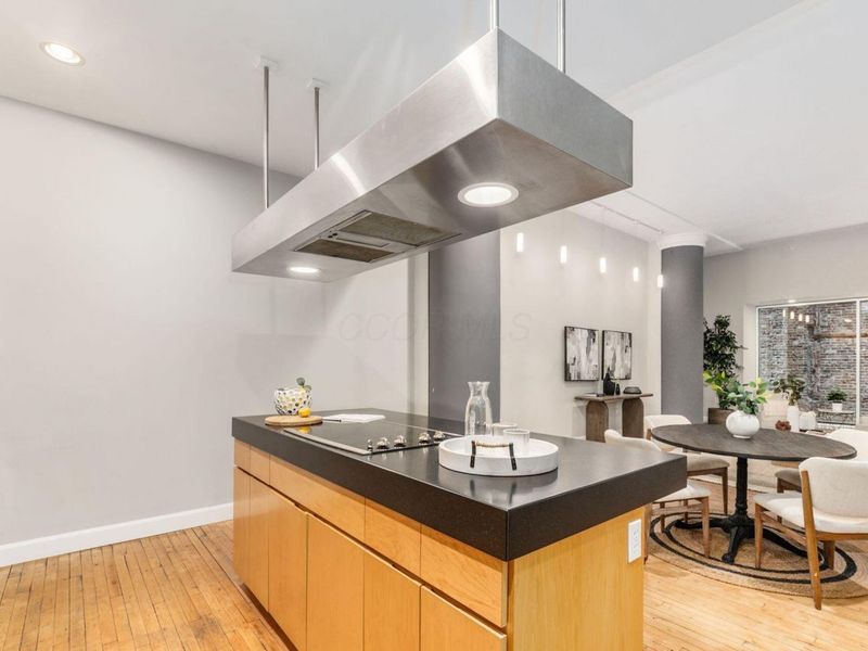 106 N High Street, Unit 302, Columbus, OH 43215 Photo 14